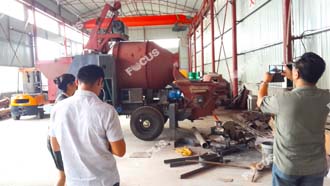 Indonesia Customer Inspecting Our Machines Photo 3