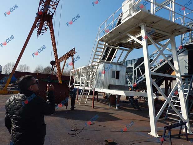 Mongolian Clients Buying Mobile Concrete Plant Photo 3